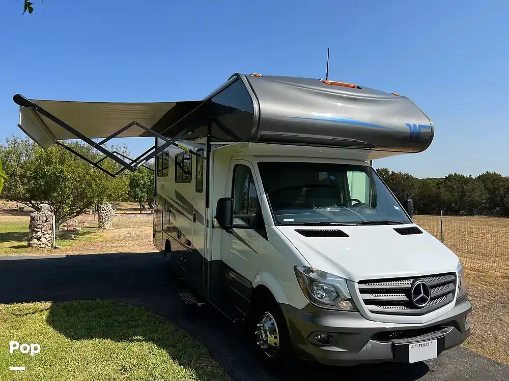 Vita 24F RV for sale in Kempner, TX for 102,000 364008 Pop Sells