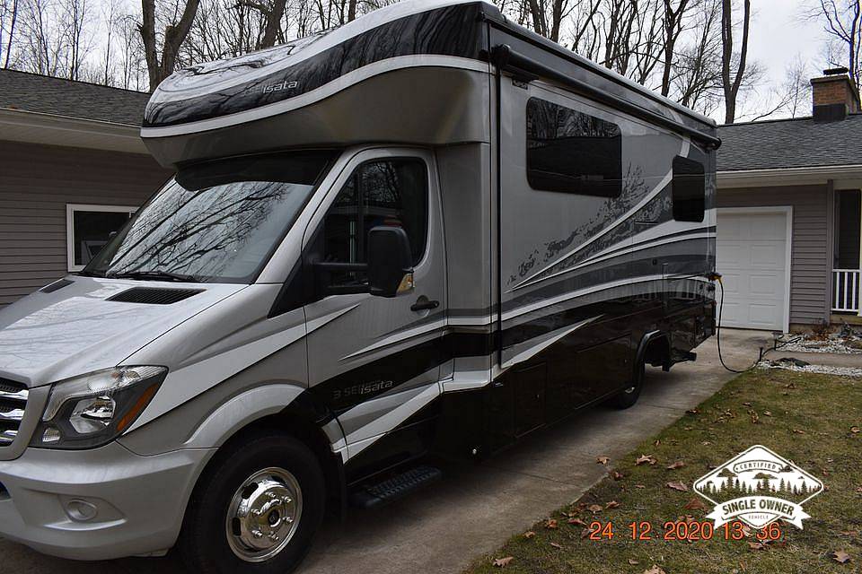 Isata 3 Series 24FW RV for sale in Jackson, MI for 80,000 364154