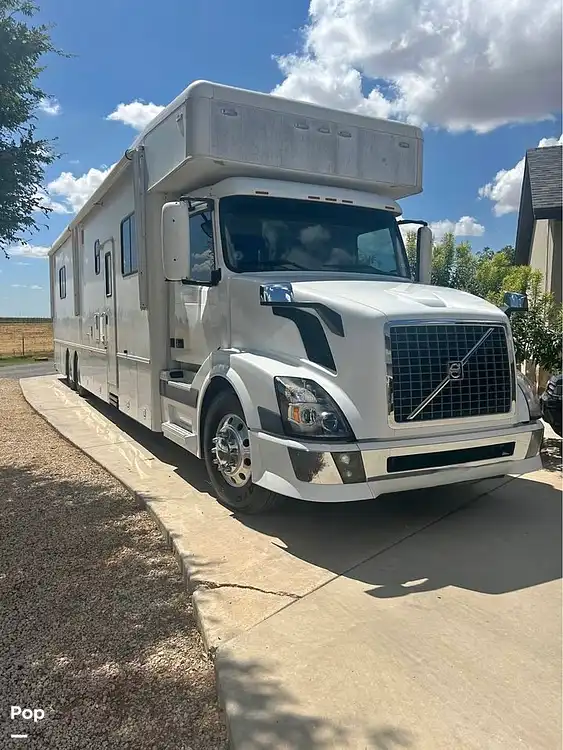 Sold Show Hauler SH1015A34 Motorhome RV in Lubbock, TX 364166 Pop