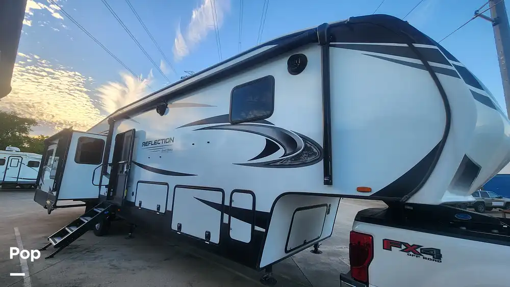 Reflection 367BHS RV for sale in Lewisville, TX for 59,000 369782