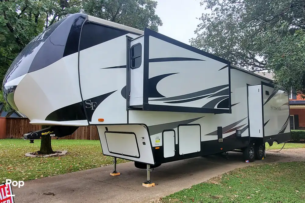 South Fork Lawton 3210RL RV for sale in Ennis, TX for 60,000 372532