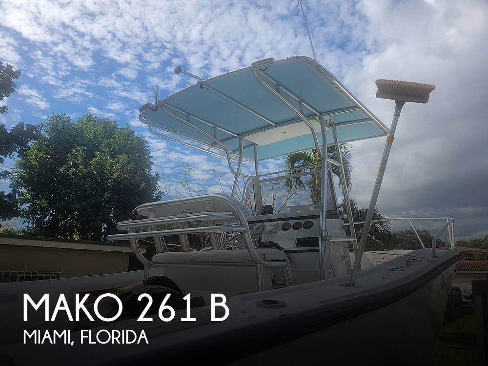 1993 Mako 261 B