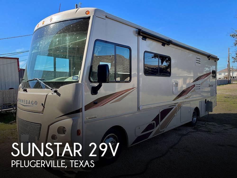 2019 Winnebago Sunstar 29V