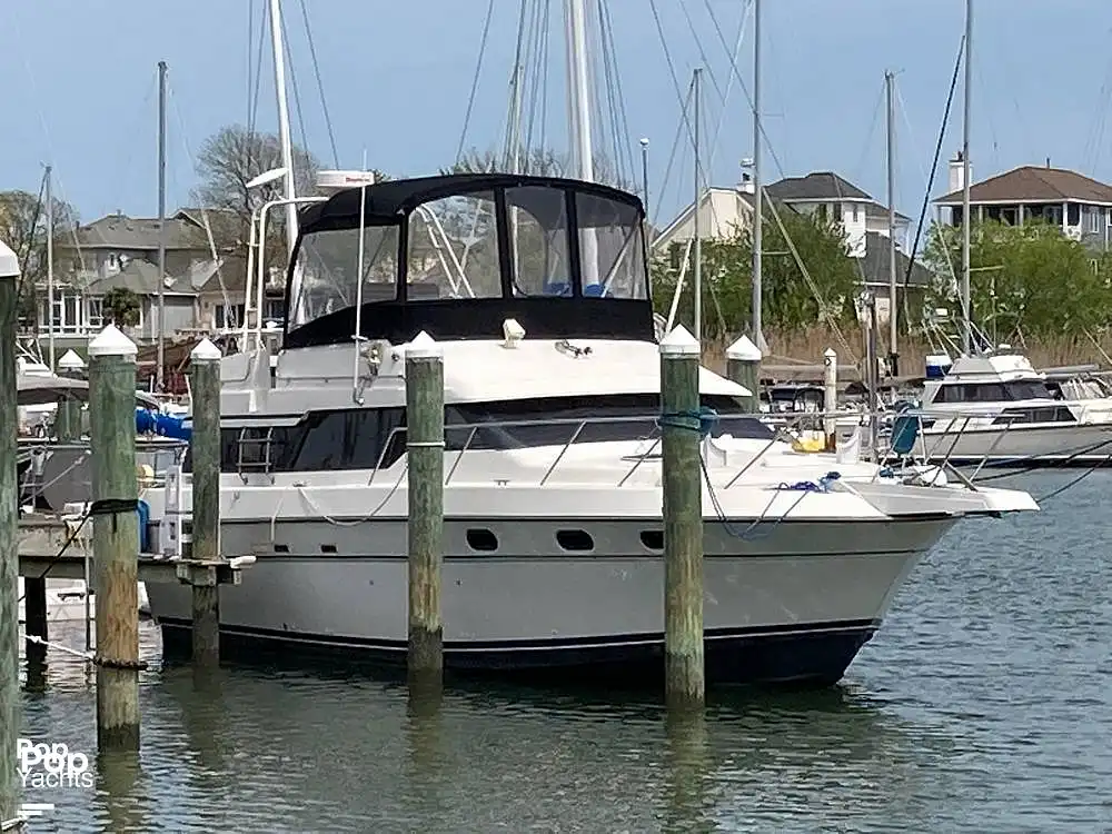 Silverton Motoryacht 37 Boat for sale in Hampton, VA for 48,000