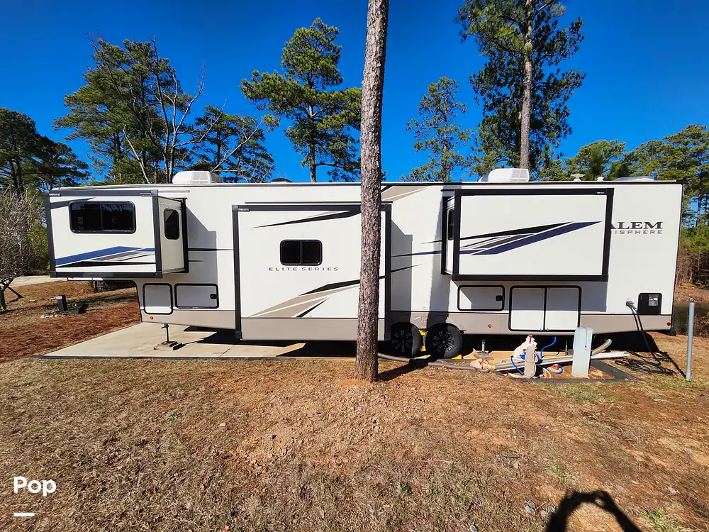 2022 Salem Hemisphere 36FL for Sale in Modoc, South Carolina Pop Sells