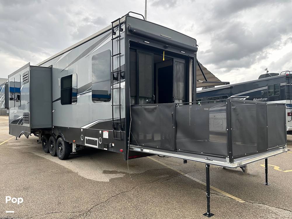 Used 2020 Keystone Raptor 423 for sale in Sarasota, FL