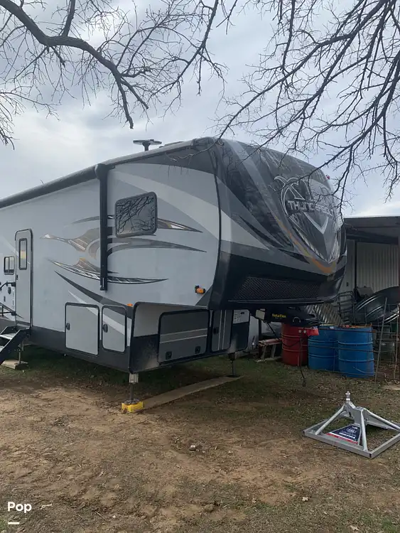 XLR Thunderbolt 340AMP RV for sale in Jacksboro, TX for 66,700