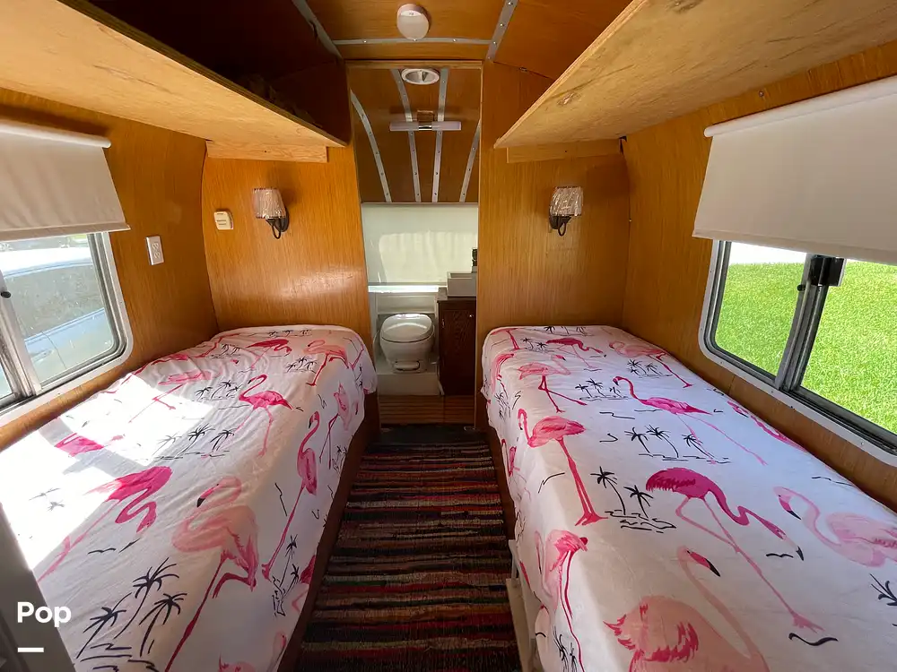 Sold Excella 28 Twin Bed RV in Cocoa Beach, FL 393036 Pop Sells