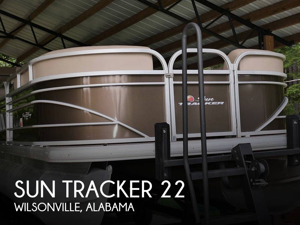 2020 Sun Tracker Party Barge 22 DLX