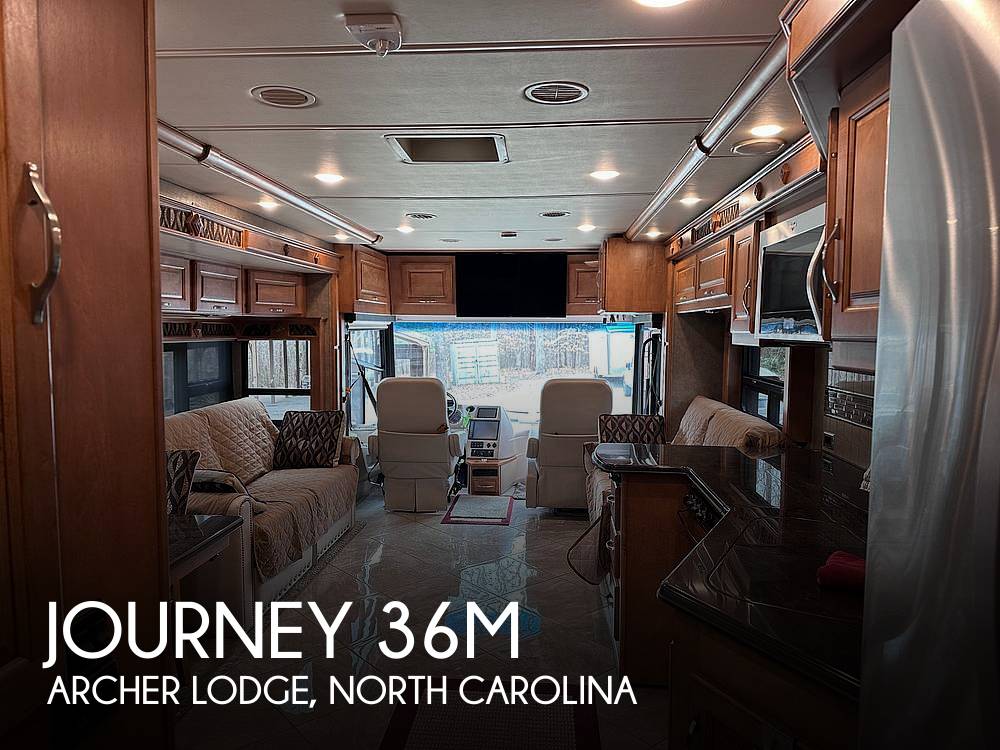 2017 Winnebago Journey 36M