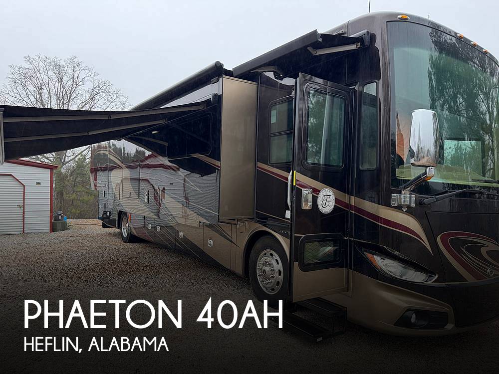 2015 Tiffin Phaeton 40AH
