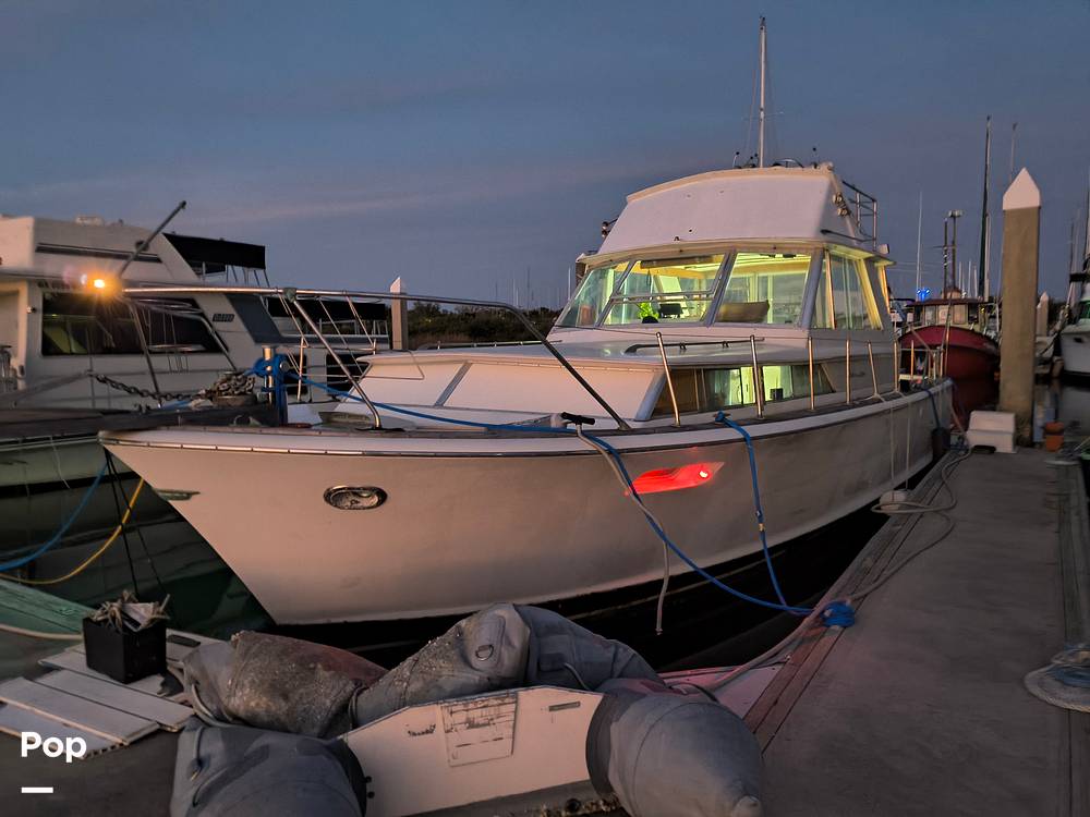 Boats For Sale by owner | 1969 38 foot Chris-Craft Commander