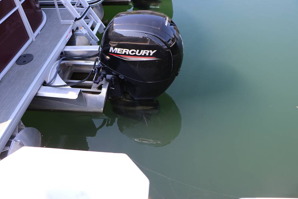 Power boats For Sale by owner | 2023 Godfrey Pontoon 2286