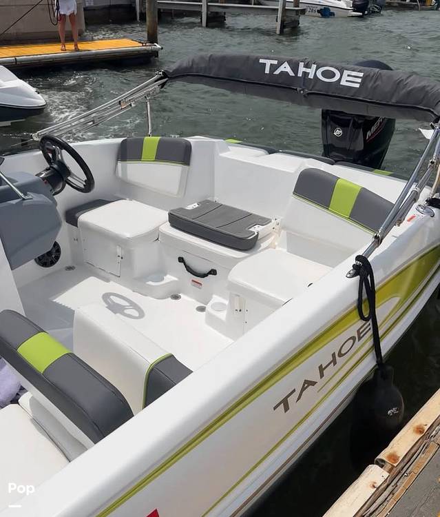 Tahoe Deck Boats For Sale by owner | 2023 Tahoe t16