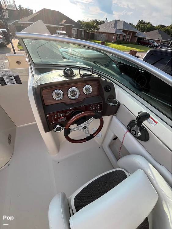 Sea Ray Boats For Sale in Pensacola, Florida by owner | 2010 Sea Ray 220 Sundeck