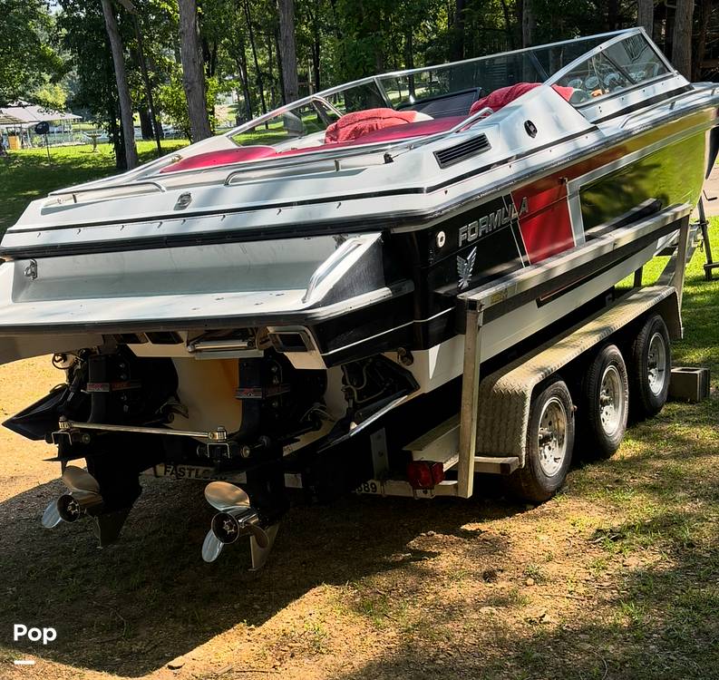 Boats For Sale by owner | 1987 Formula 272 SR-1