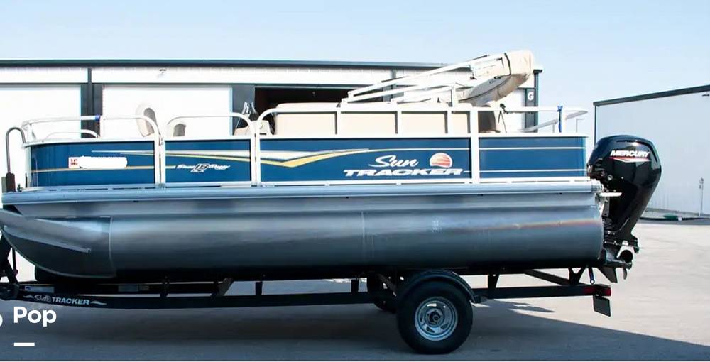 Boats For Sale by owner | 2023 Sun Tracker Bass-Buggy 18 DLX