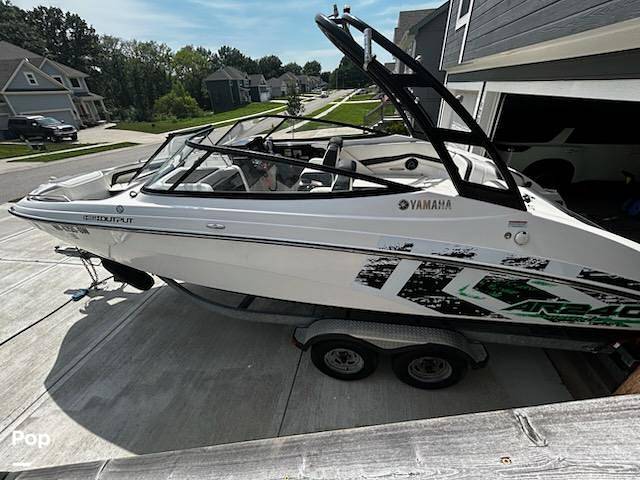 Yamaha AR240 Boats For Sale in Missouri by owner | 2016 Yamaha AR240
