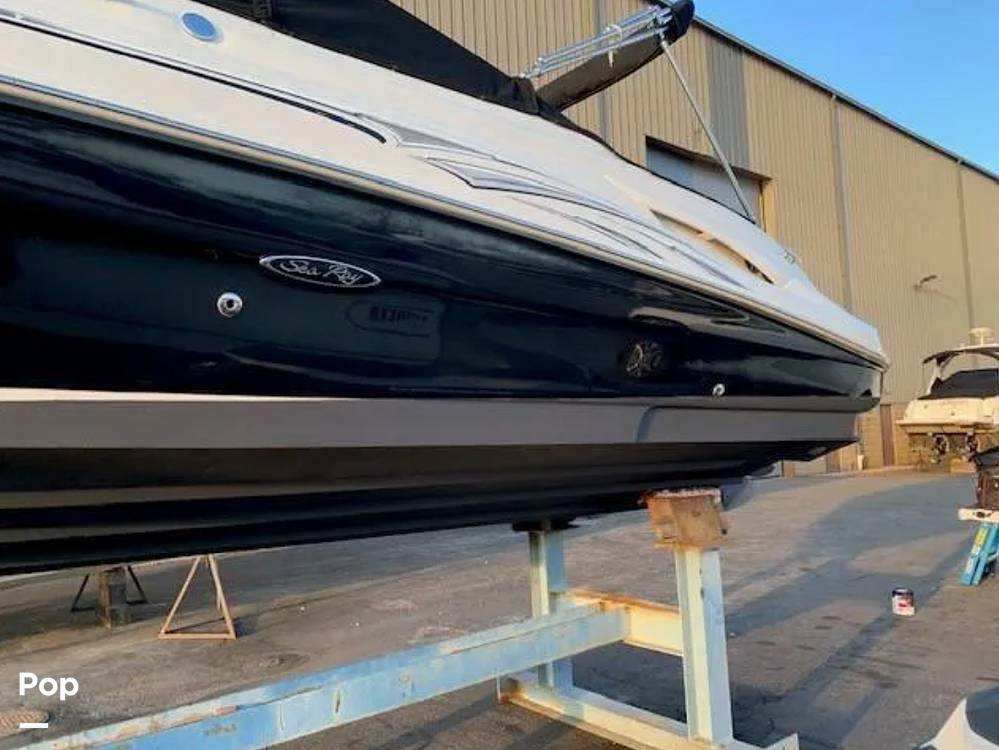 Deck Boats For Sale in New York by owner | 2006 Sea Ray 270 Sundeck