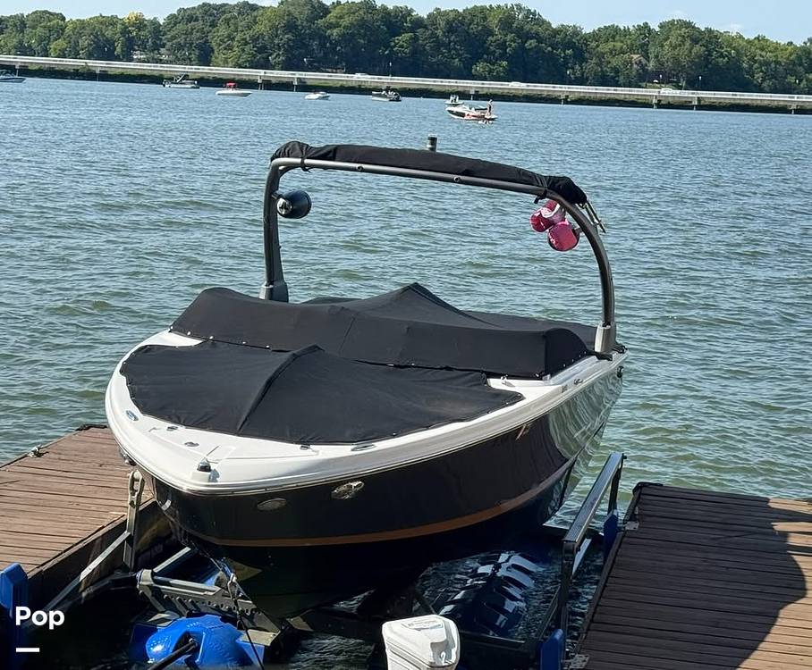 Boats For Sale by owner | 2021 Four Winns Horizon 230 RS