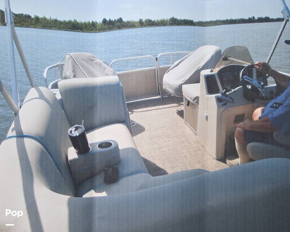 Boats For Sale in Ocala, FL by owner | 2019 Qwest Adventure Series 818VX Fish
