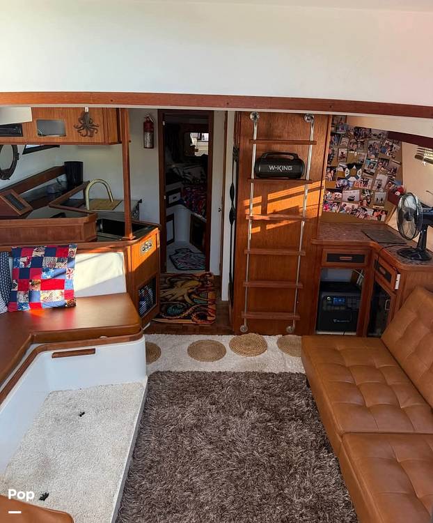Boats For Sale by owner | 1985 32 foot Carver Mariner