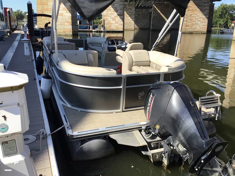Boats For Sale by owner | 2022 Cypress Cay 232 Seabreeze