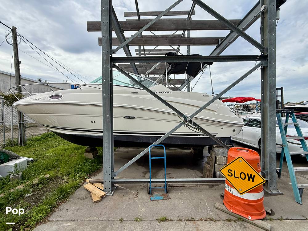 Sea Ray 240 Sundancer Boats For Sale in New York by owner | 2007 Sea Ray 240 Sundancer