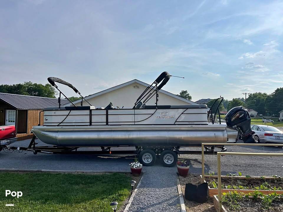 Pontoon Boats For Sale by owner | 2023 Veranda VR25RC