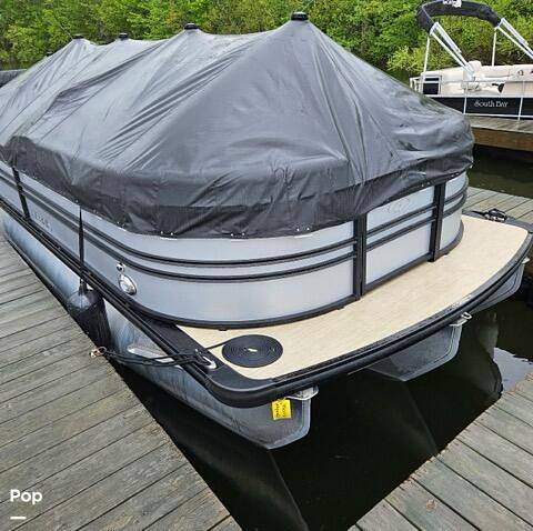 Boats For Sale by owner | 2021 Crest Classic III 220 SLC