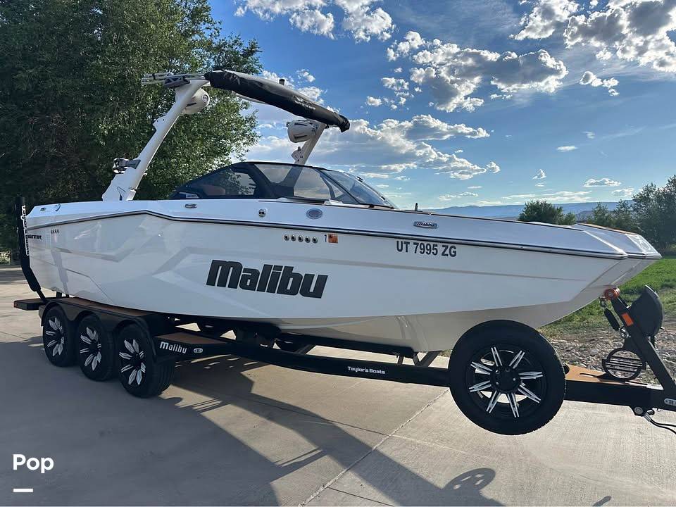 MALIBU Boats For Sale by owner | 2025 Malibu Wakesetter 24 MXZ