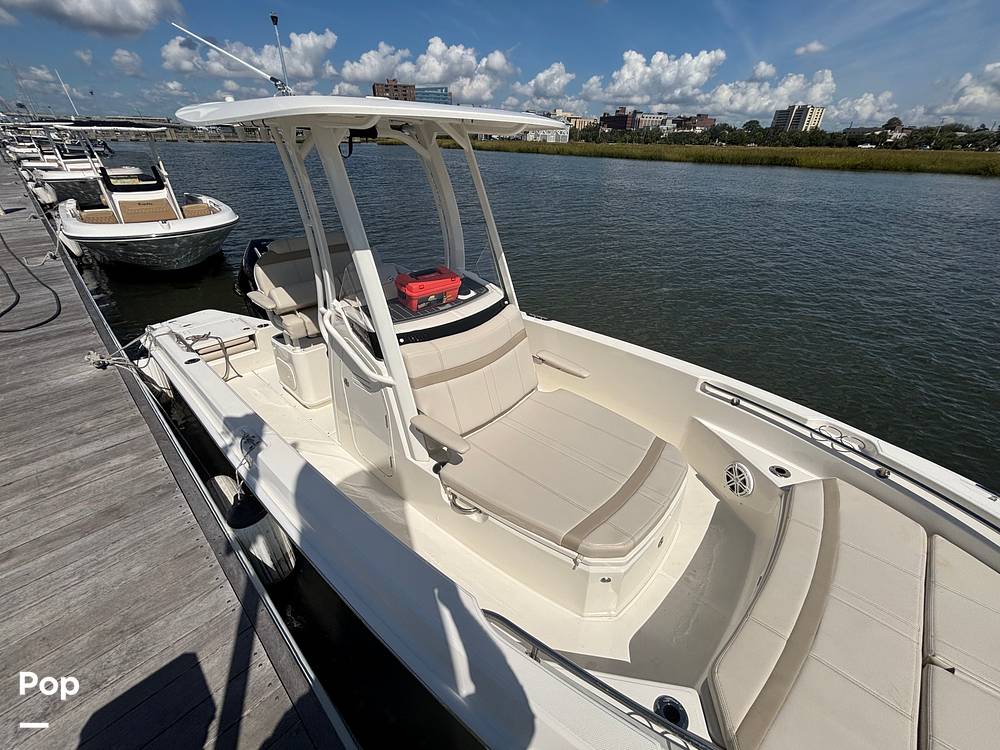 Ski Boats For Sale by owner | 2025 Boston Whaler 220 Dauntless
