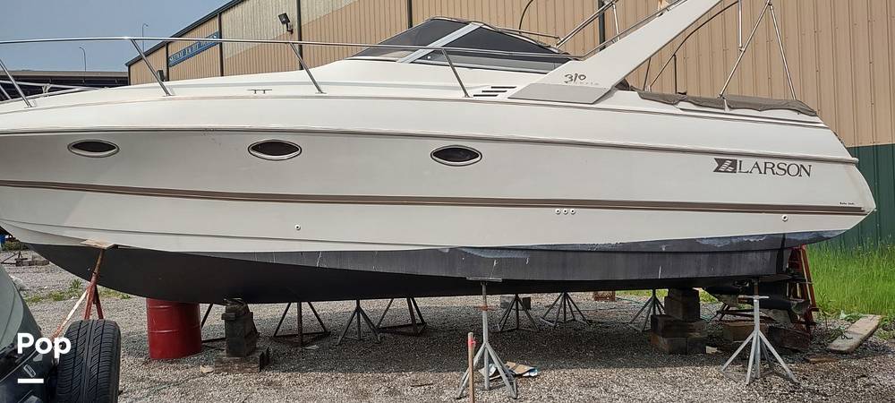 Larson Boats For Sale by owner | 1997 Larson Cabrio 310