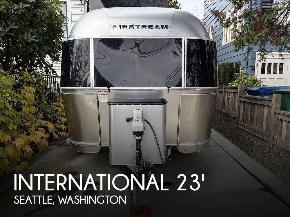 2018 Airstream International Signature 23D