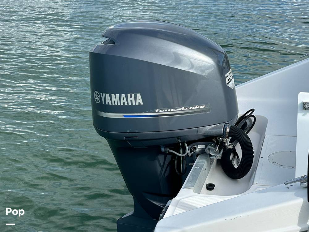 Boats For Sale by owner | 2002 Mako 232