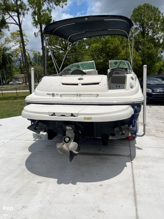 Boats For Sale by owner | 2005 Sea Ray 240 sundeck