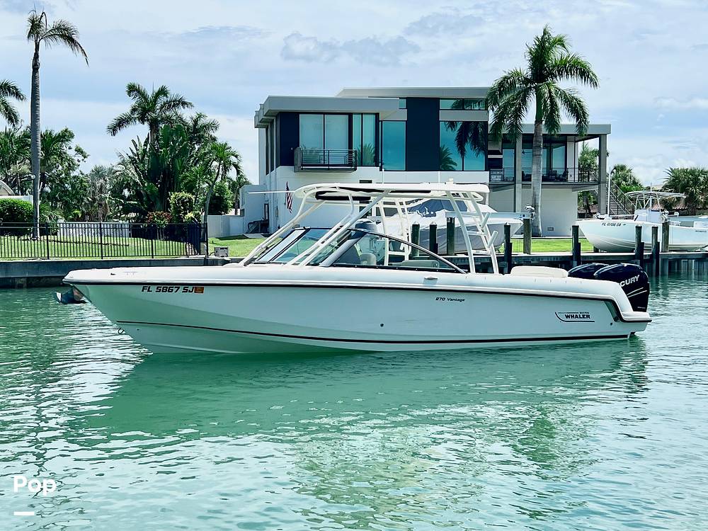 Power boats For Sale by owner | 2015 Boston Whaler 270 Vantage