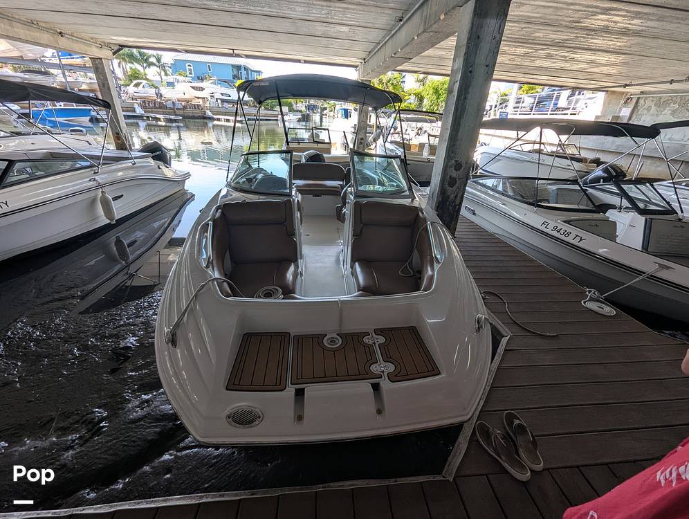 Crownline Ski Boats For Sale by owner | 2023 Crownline E235XS
