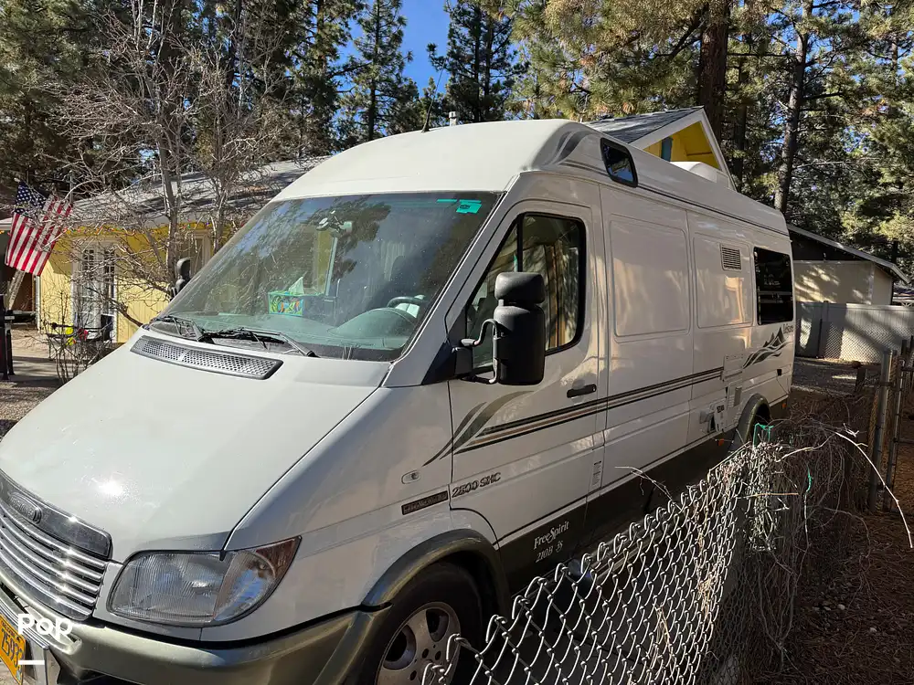 2006 Free Spirit 210B