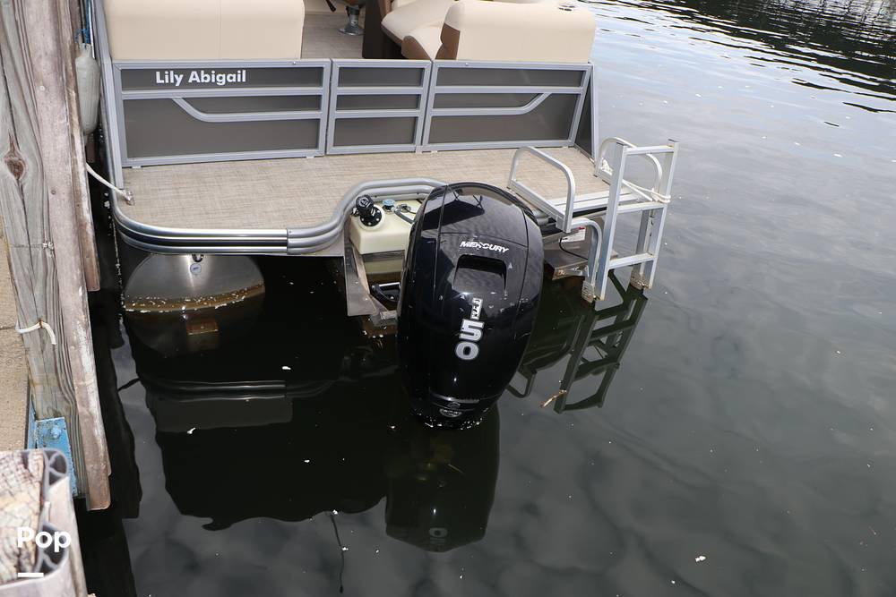 Boats For Sale by owner | 2024 Lowe SS230W