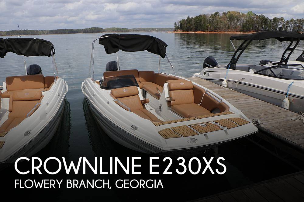 2025 Crownline E230XS