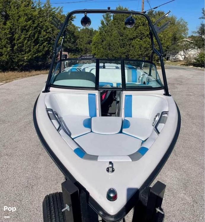 Boats For Sale in Texas by owner | 2003 Super Air Nautique 210 Signature