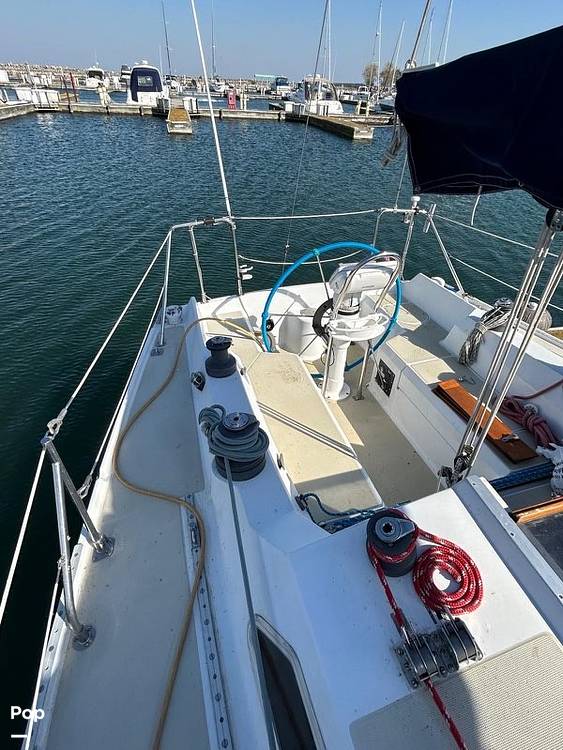Sailboats For Sale by owner | 1982 Ericson Yachts 36 Ron Holland Edition