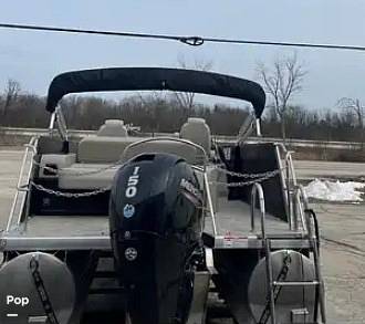 Pontoon Boats For Sale in Florida by owner | 2022 Premier 230 Sunsation
