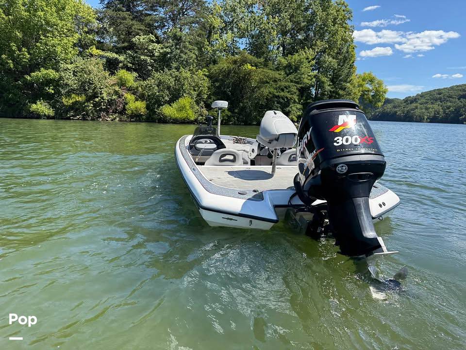 Power boats For Sale in North Carolina by owner | 2009 Blazer 202 Duel Console