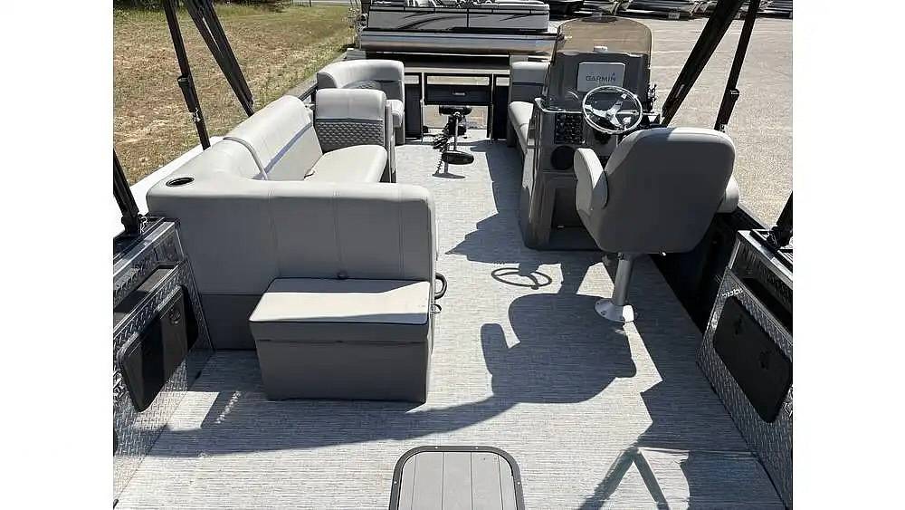 Boats For Sale by owner | 2023 Angler Qwest 8524 FAMILY FISH PRO RA