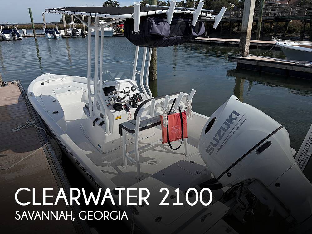 2026 Clearwater 2100 Baystar