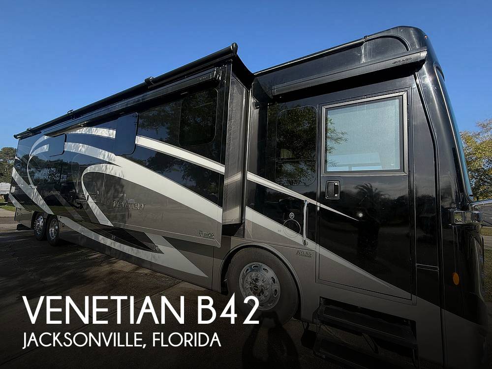2021 Thor Motor Coach Venetian B42