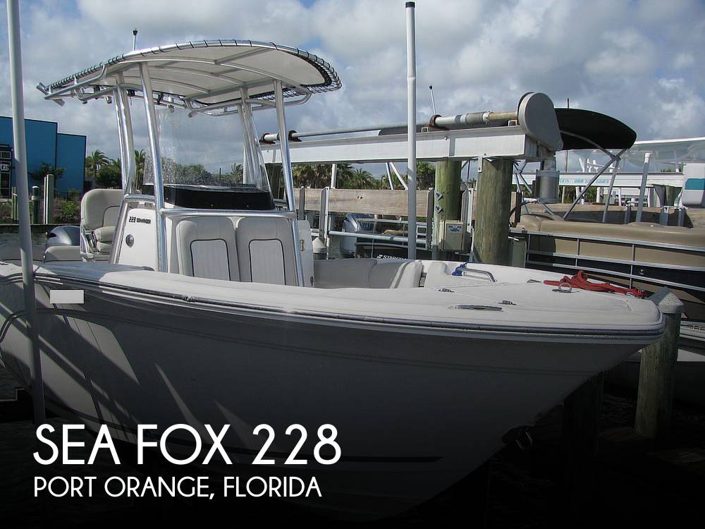 2024 Sea Fox Commander 228