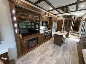 2018 Bighorn 3160EL